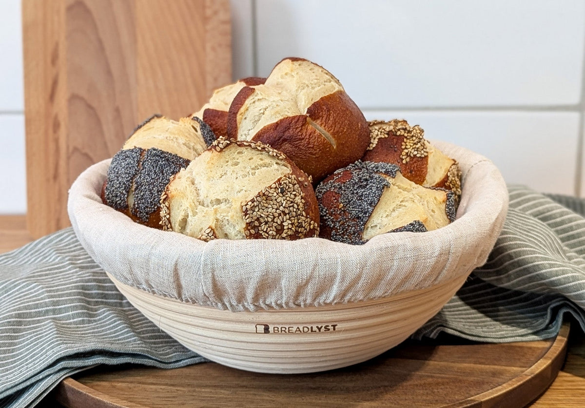 Fluffige Laugenbrötchen - besser als vom Bäcker